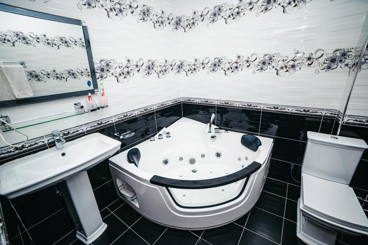 Buyuk Ipak Yo'Li Hotel Namangan Extérieur photo