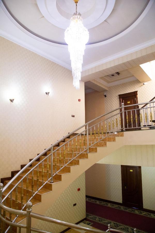 Buyuk Ipak Yo'Li Hotel Namangan Extérieur photo